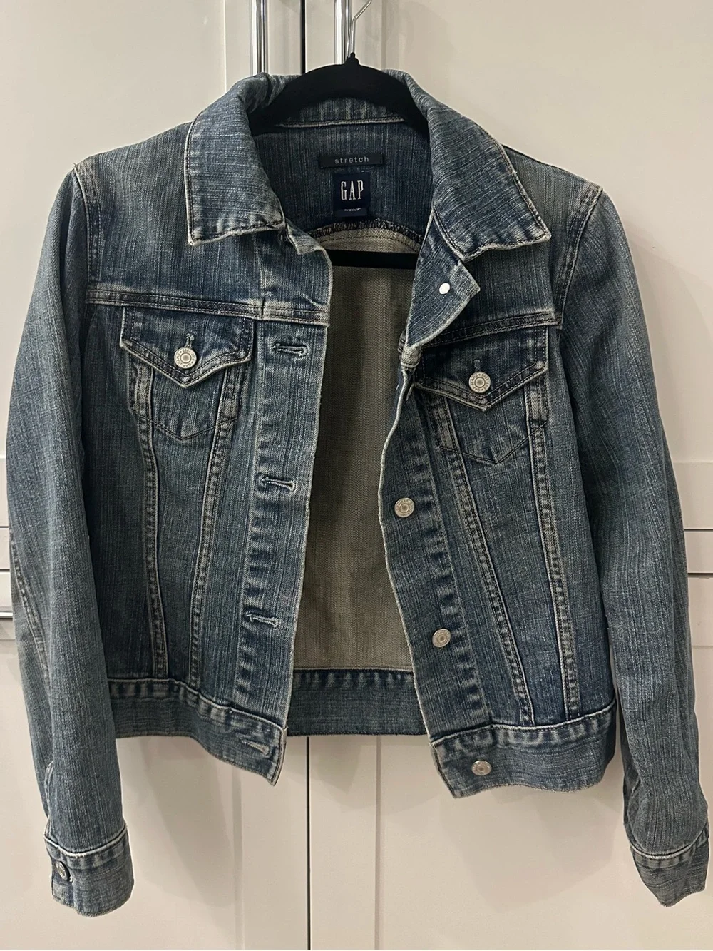 GAP medium wash